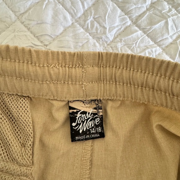 First Wave Swim Trunks Size 14/16 - Picture 2 of 4
